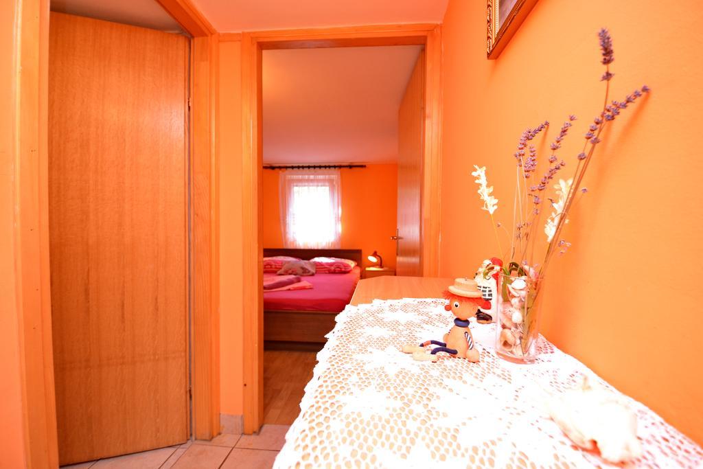 Apartments Sandra Вир Екстериор снимка