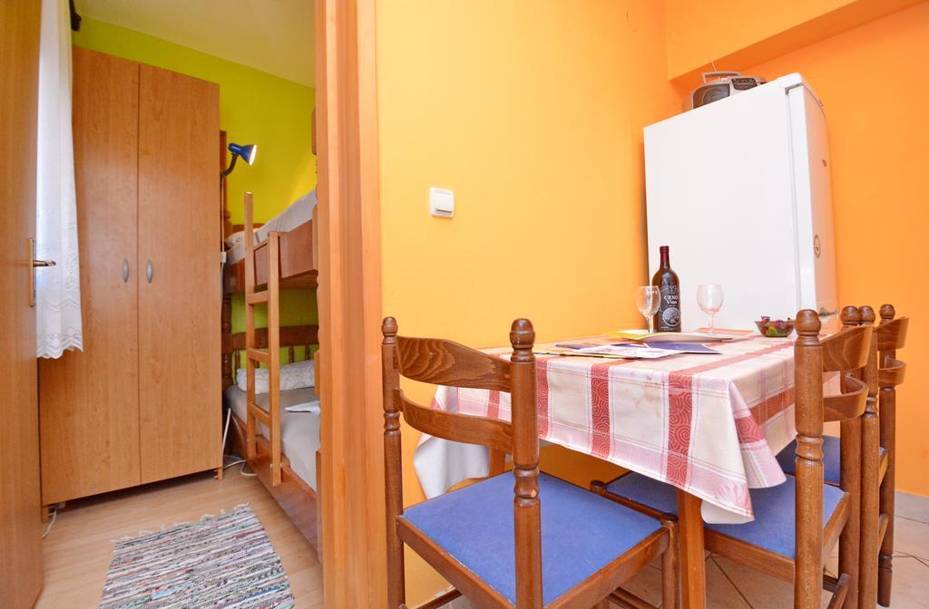 Apartments Sandra Вир Екстериор снимка